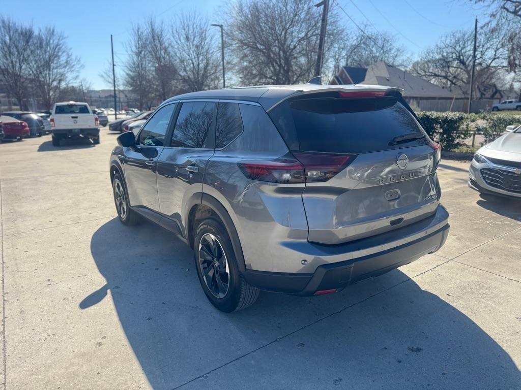 Nissan Rogue SV AWD 2025