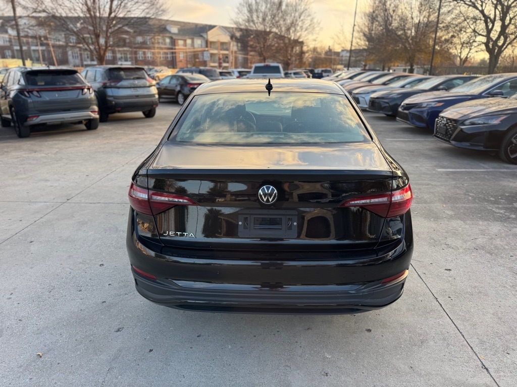Volkswagen Jetta S 2024