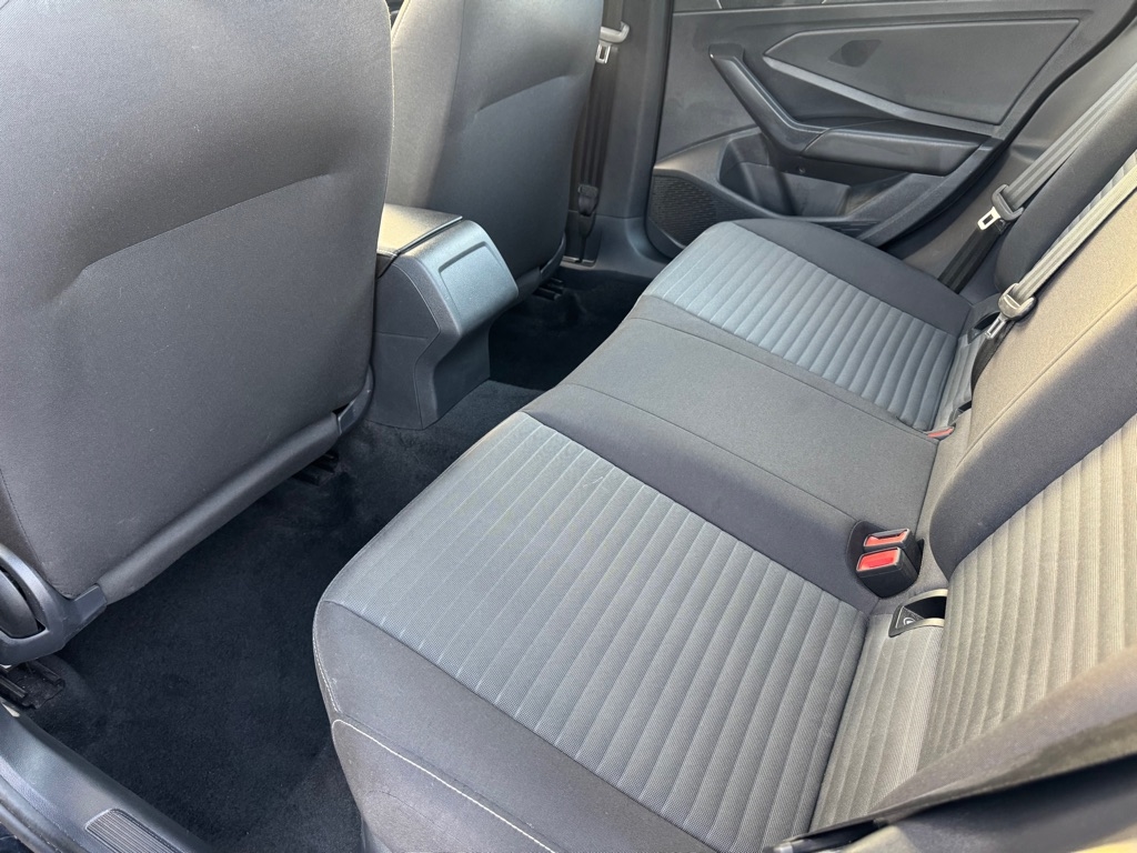 Volkswagen Jetta S 2024