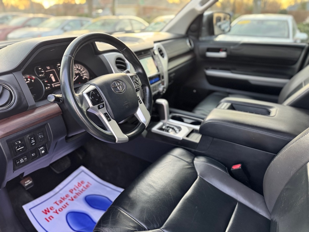 Toyota Tundra Limited 5.7L CrewMax 2WD 2018