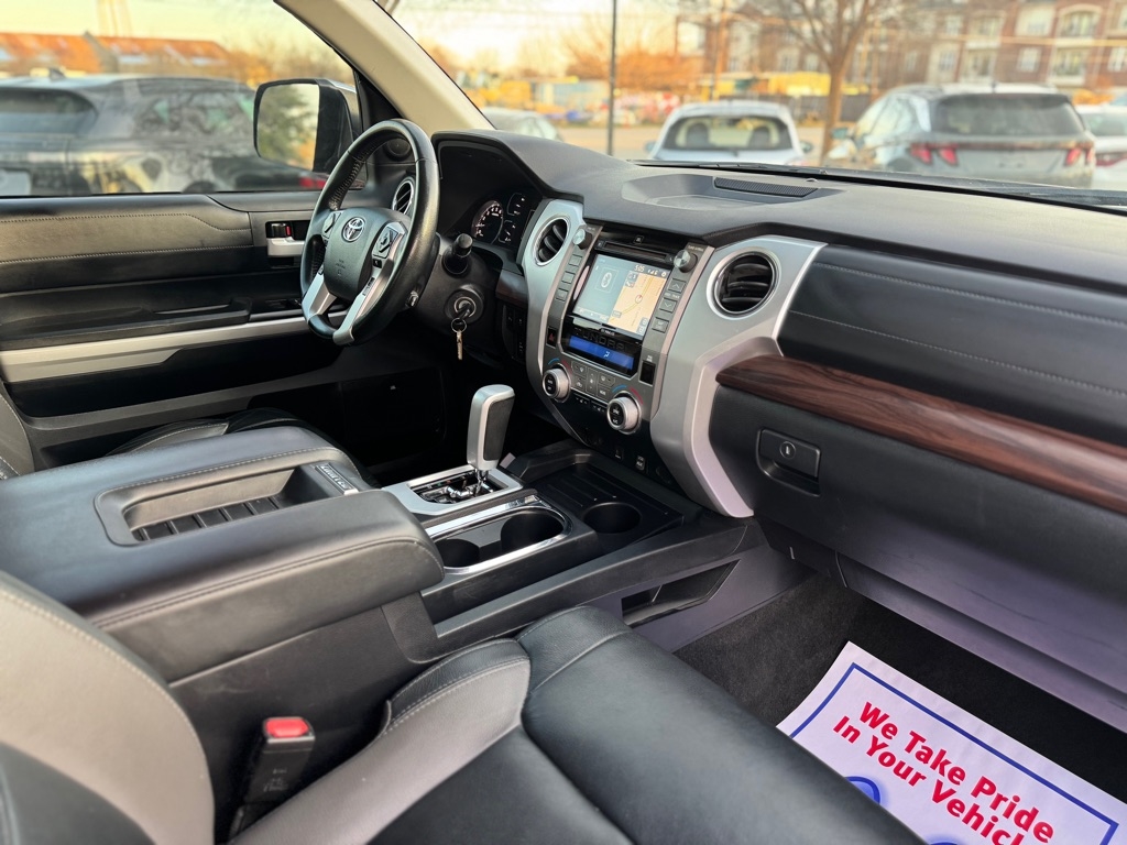 Toyota Tundra Limited 5.7L CrewMax 2WD 2018