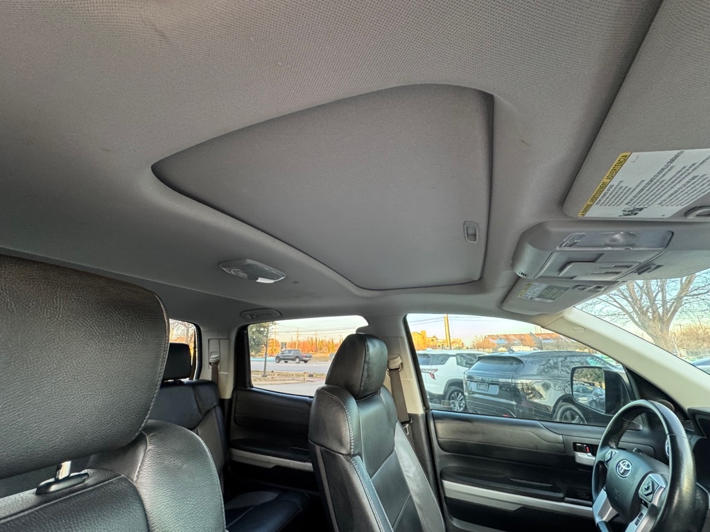 Toyota Tundra Limited 5.7L CrewMax 2WD 2018