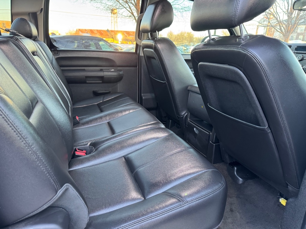 Chevrolet Silverado 1500 LT Crew Cab 2WD 2012