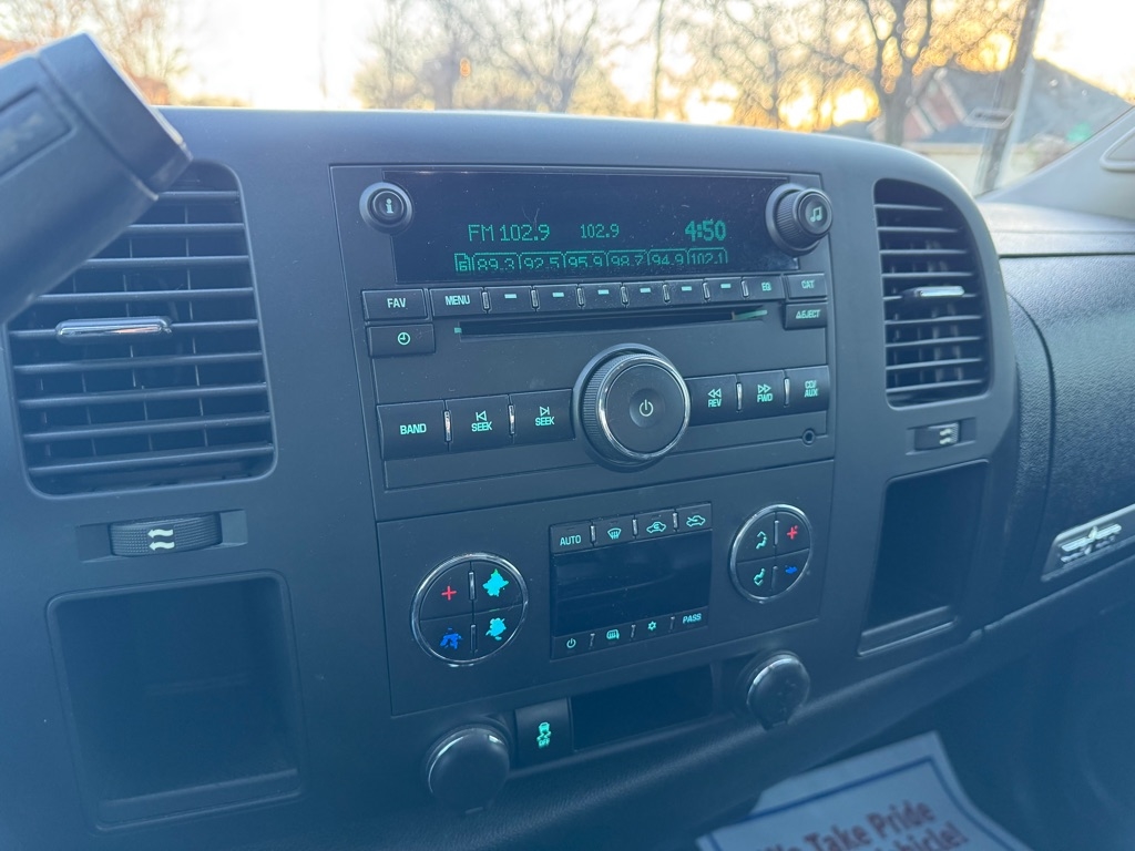 Chevrolet Silverado 1500 LT Crew Cab 2WD 2012