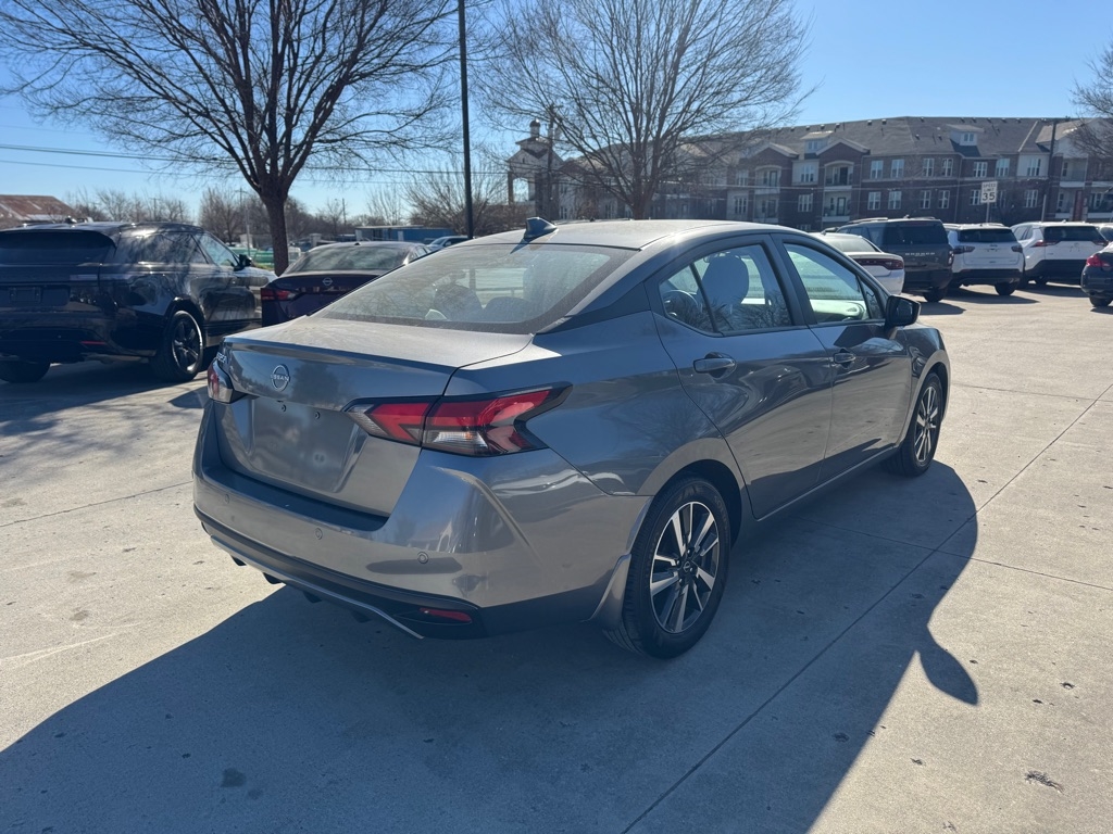 Nissan Versa SV 2025