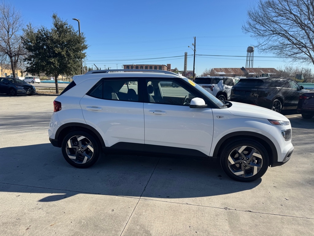 Hyundai Venue SEL 2025