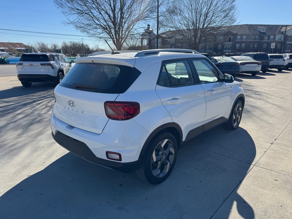 Hyundai Venue SEL 2025