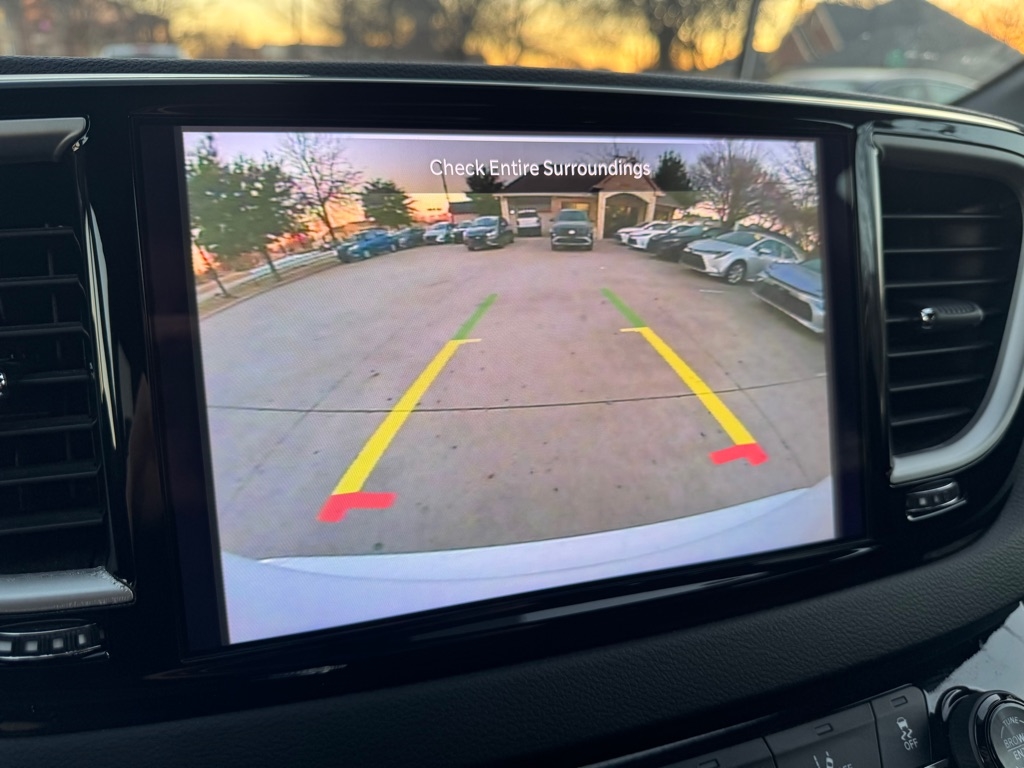 Chrysler Pacifica Select 2025