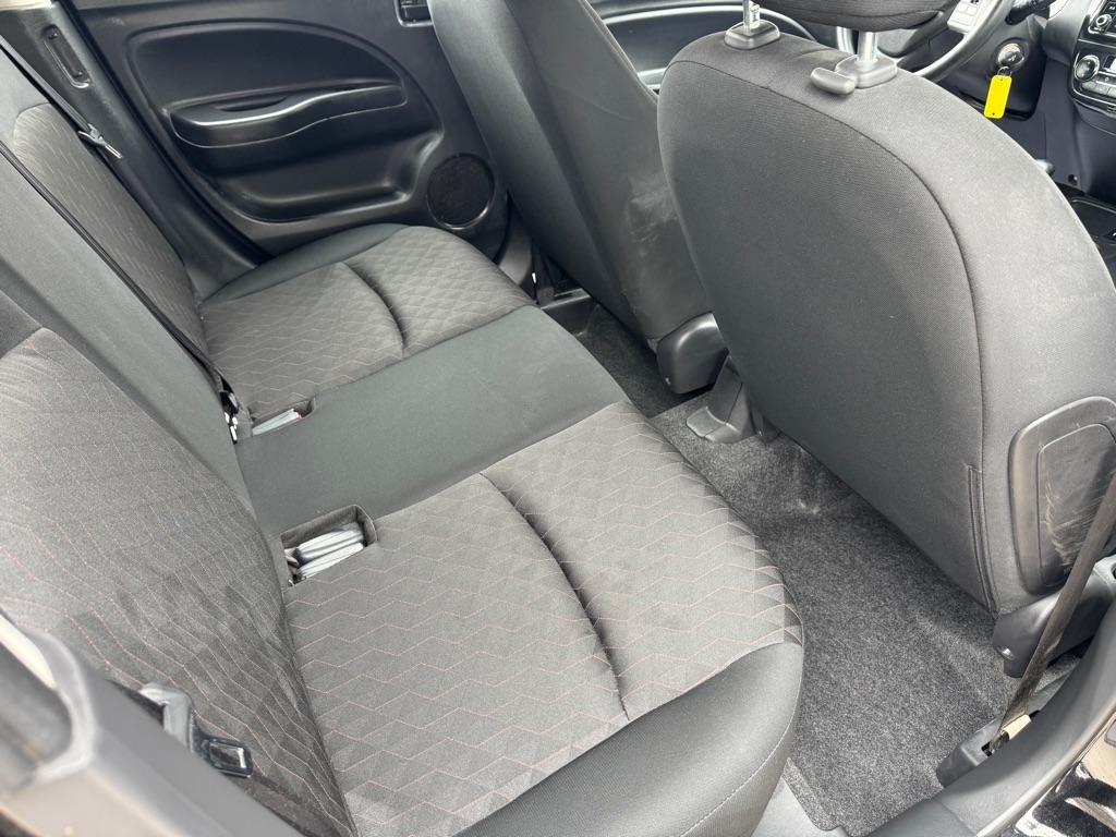 Mitsubishi Mirage ES 5M 2024