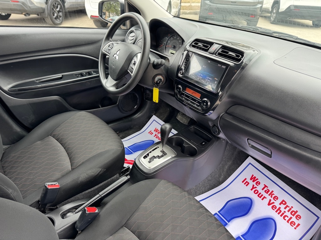 Mitsubishi Mirage ES 5M 2024