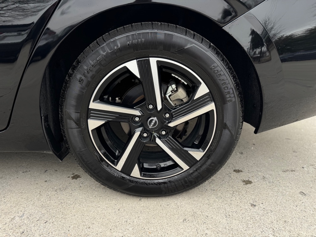 Nissan Sentra SV 2024