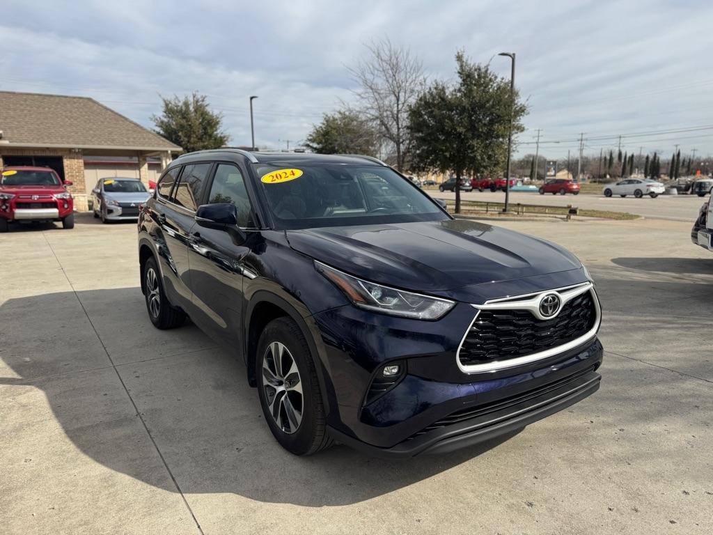 Toyota Highlander Limited AWD 2024