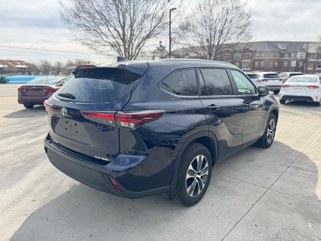 Toyota Highlander Limited AWD 2024