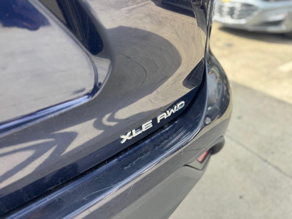 Toyota Highlander Limited AWD 2024