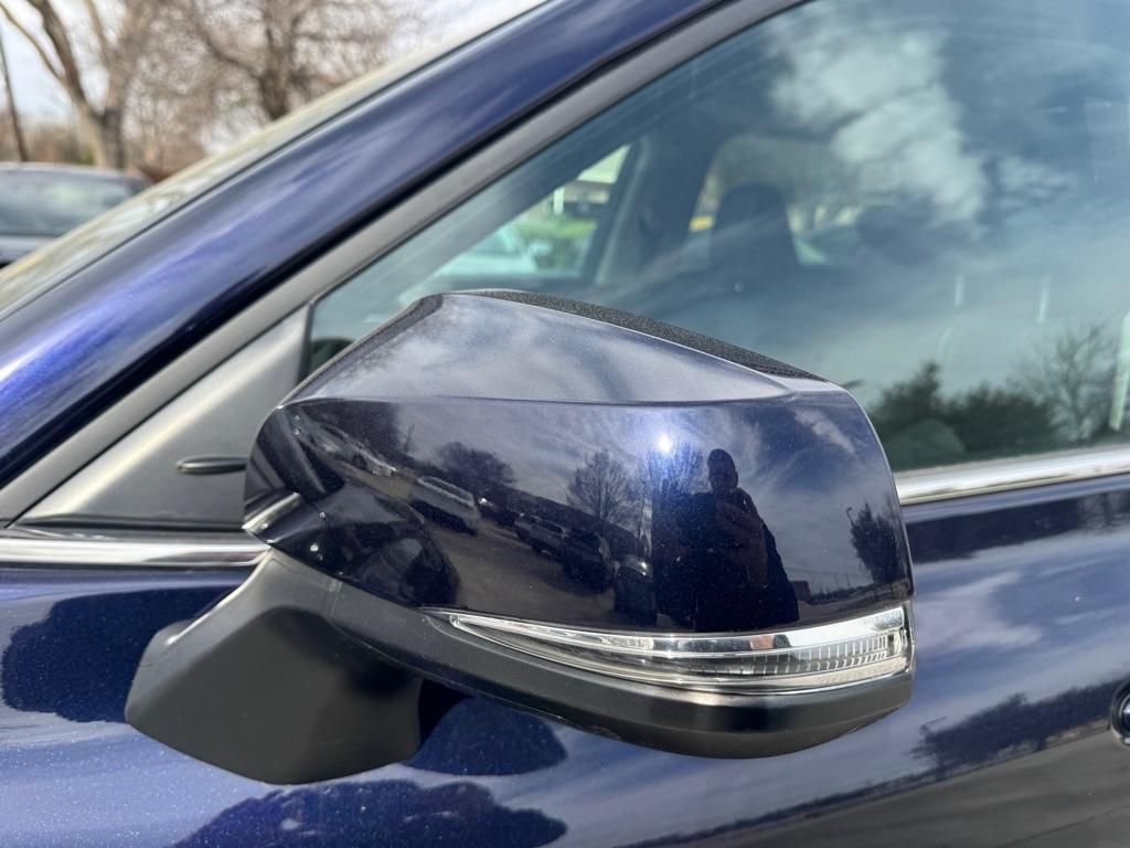 Toyota Highlander Limited AWD 2024