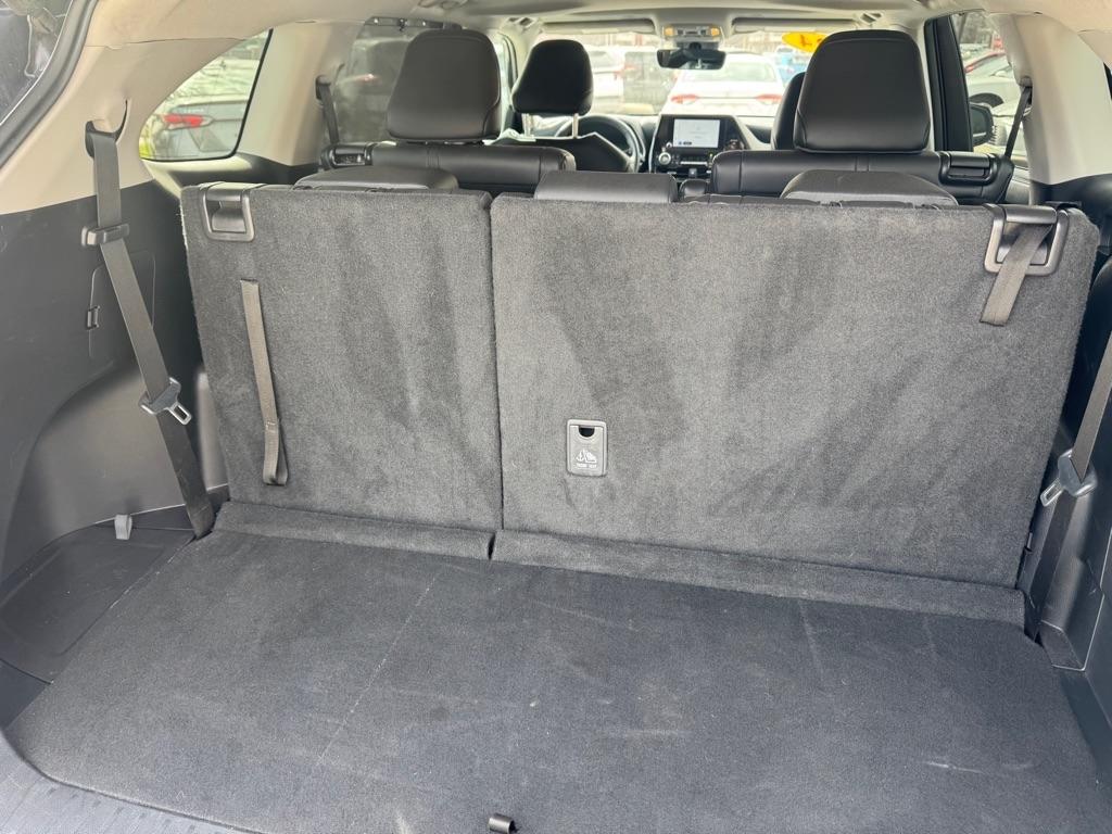 Toyota Highlander Limited AWD 2024