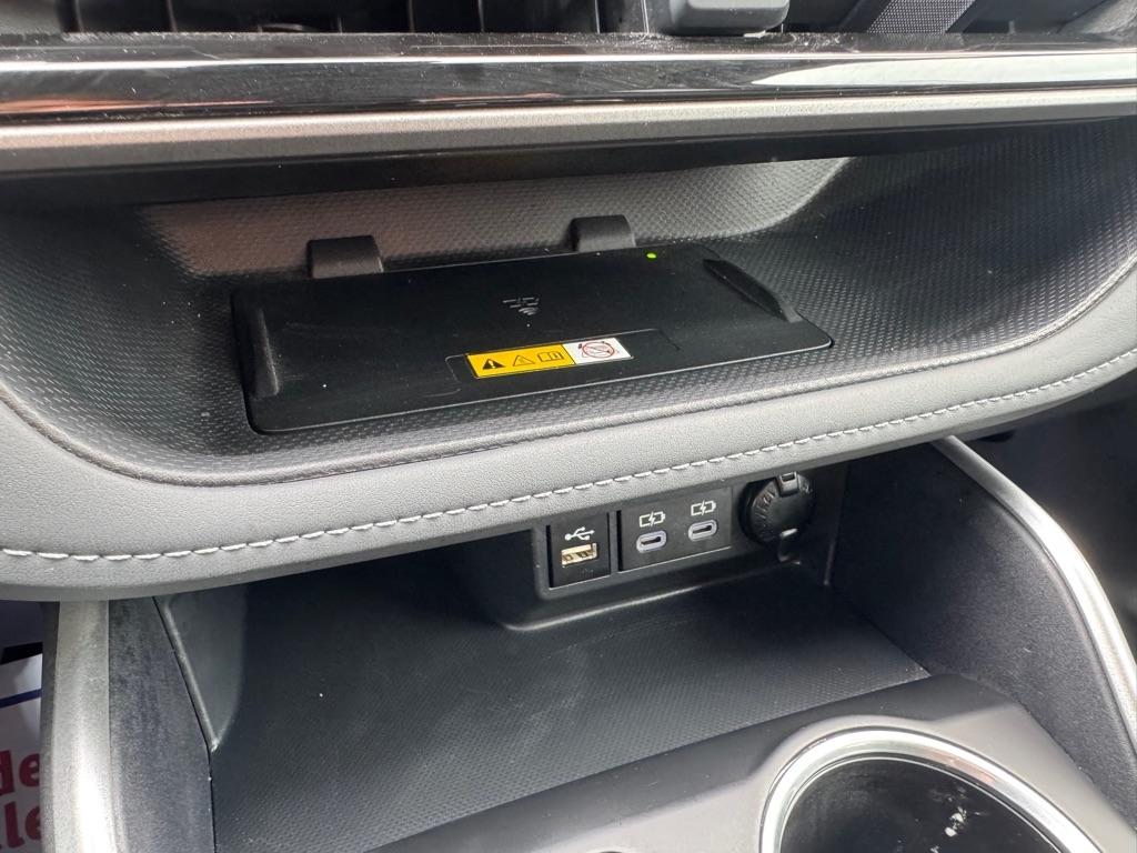 Toyota Highlander Limited AWD 2024