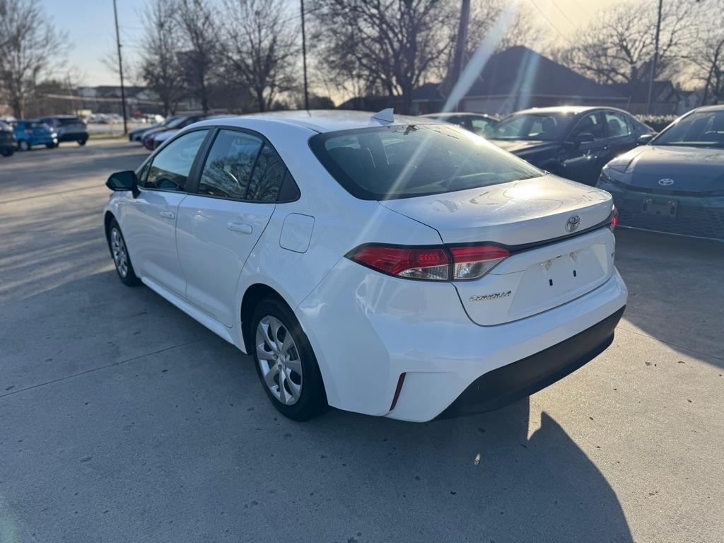 Toyota Corolla LE 2024