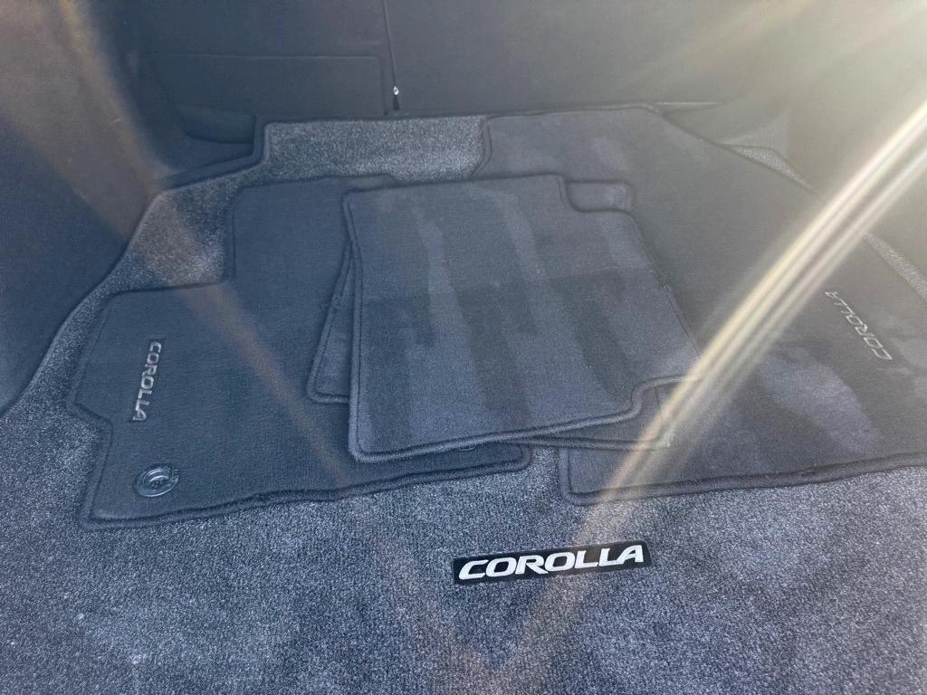 Toyota Corolla LE 2024