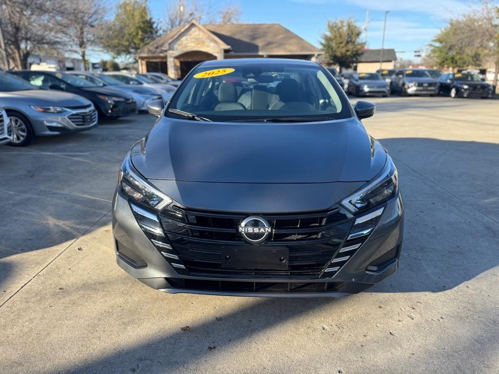 Nissan Versa SV 2025