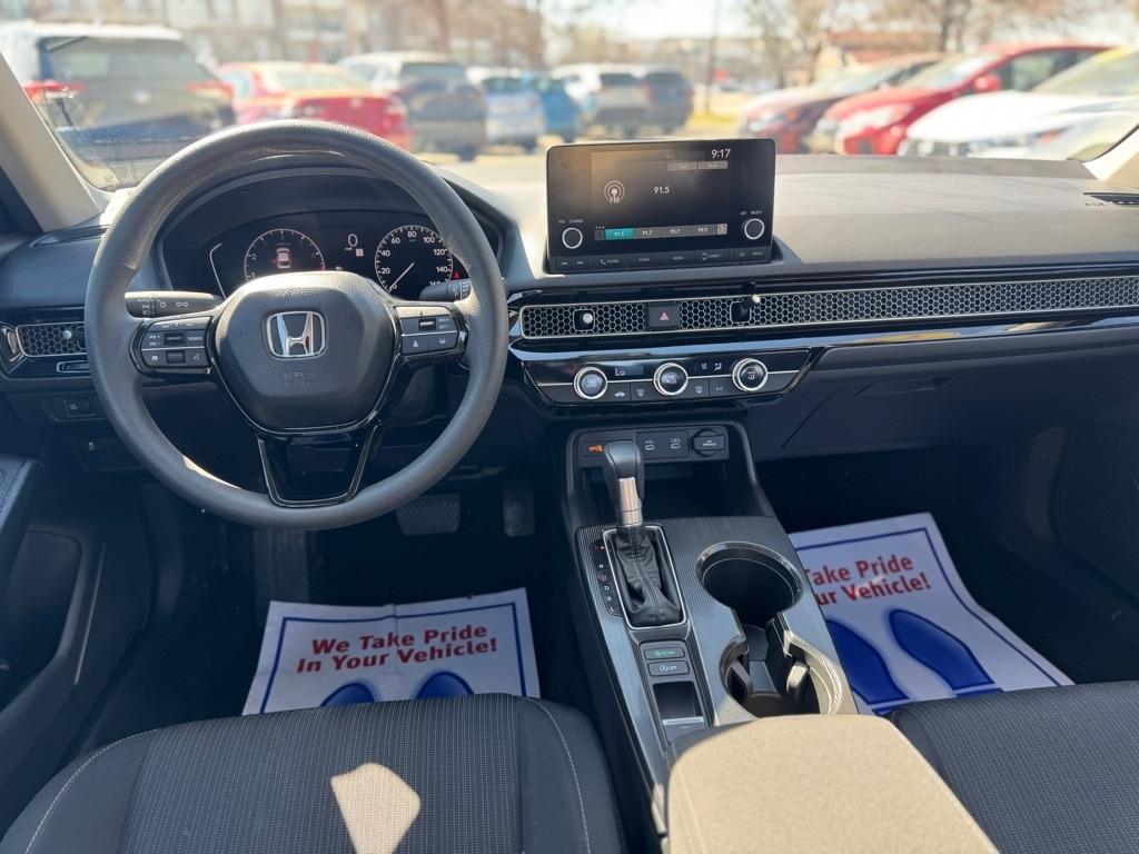 Honda Civic LX Sedan CVT 2025