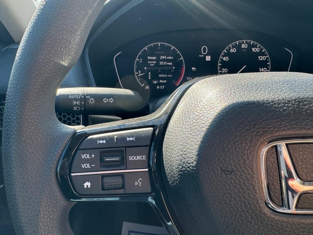 Honda Civic LX Sedan CVT 2025