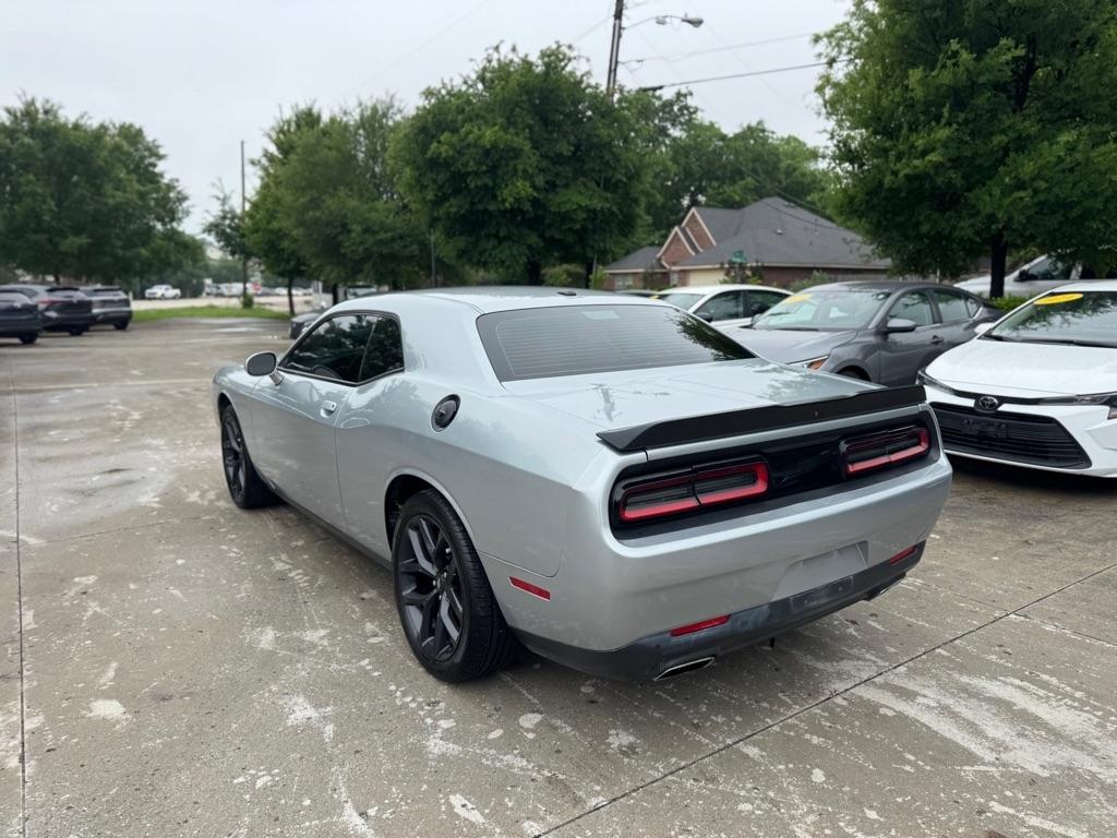 Dodge Challenger SXT 2020