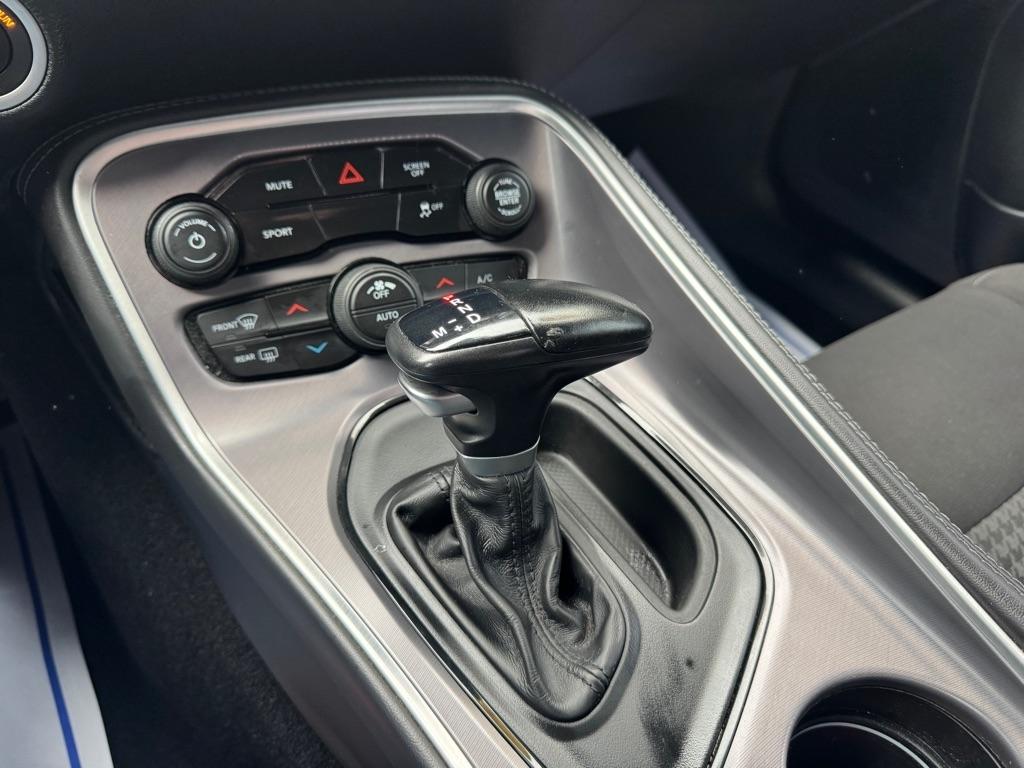 Dodge Challenger SXT 2020