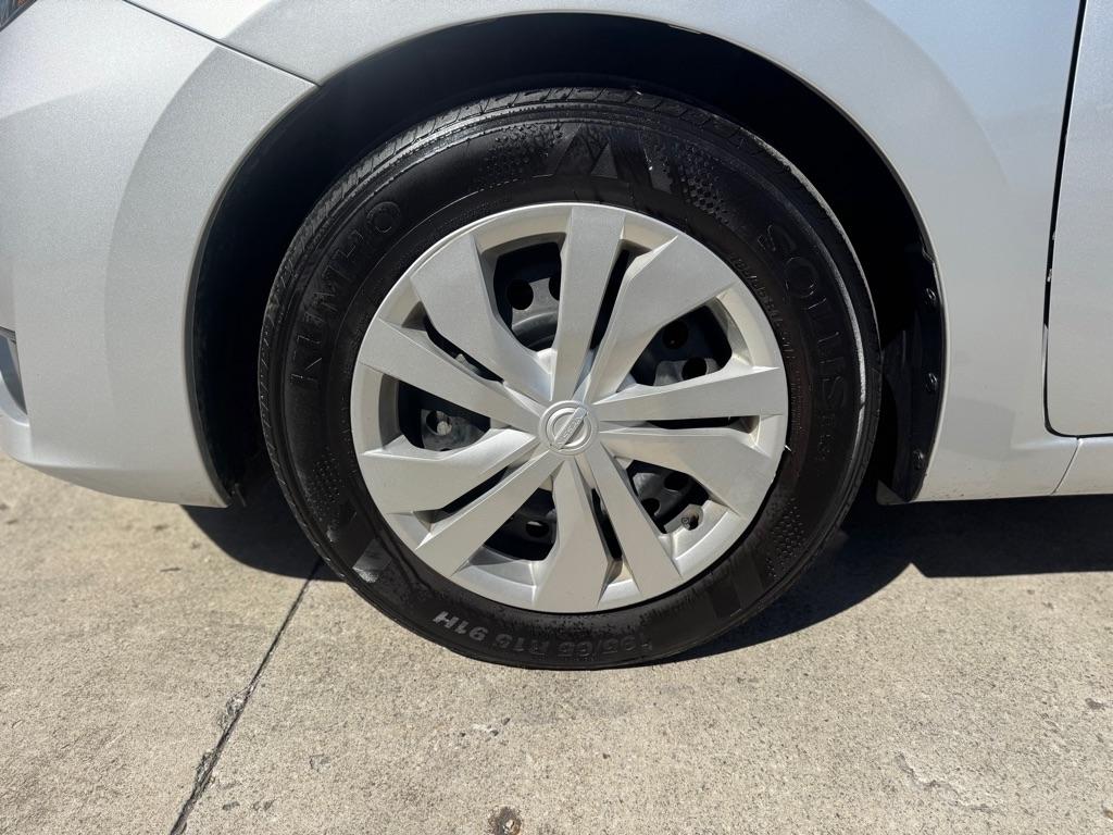 Nissan Versa S CVT 2025