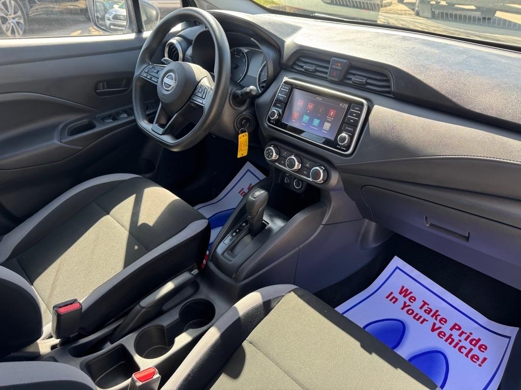 Nissan Versa S CVT 2025