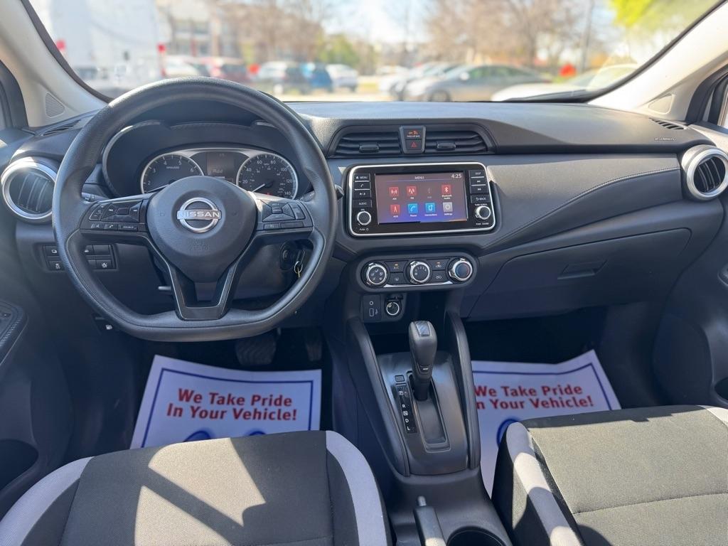 Nissan Versa S CVT 2025