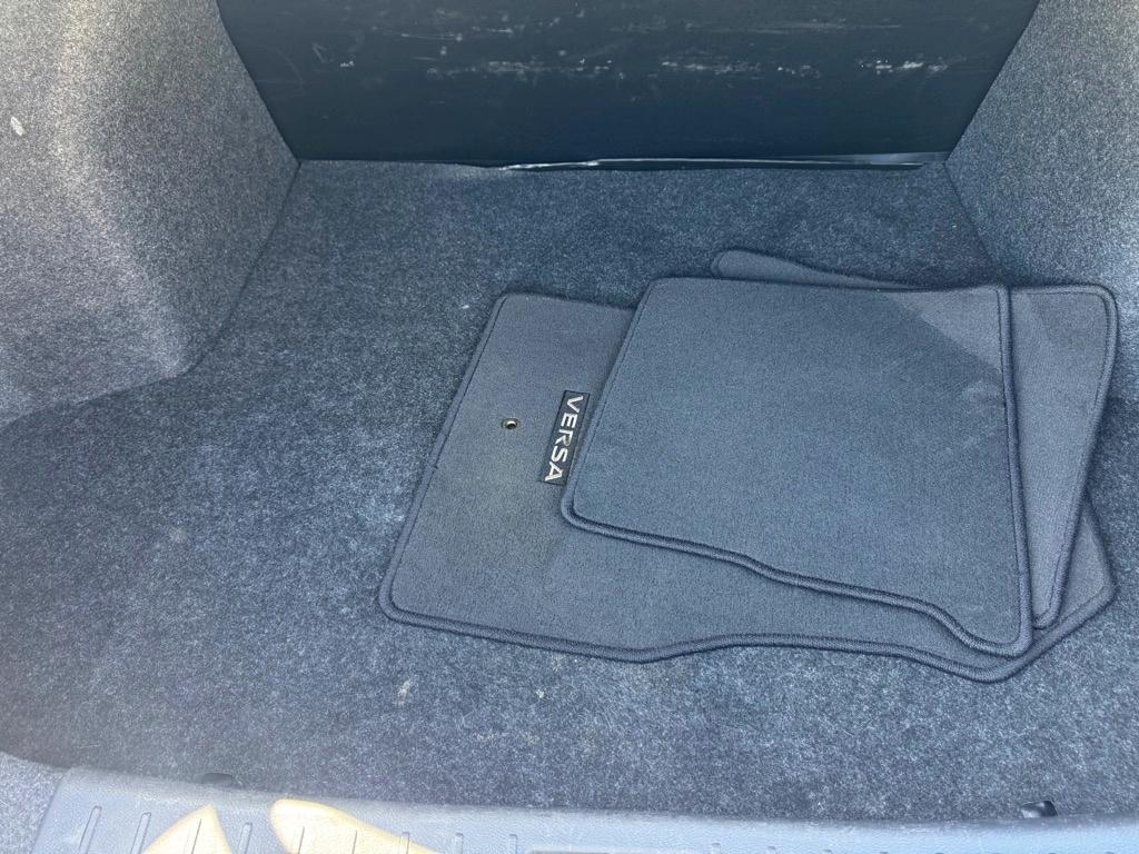 Nissan Versa S CVT 2025