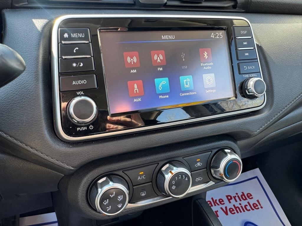 Nissan Versa S CVT 2025