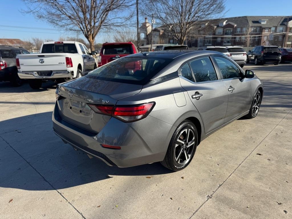 Nissan Sentra SV 2024