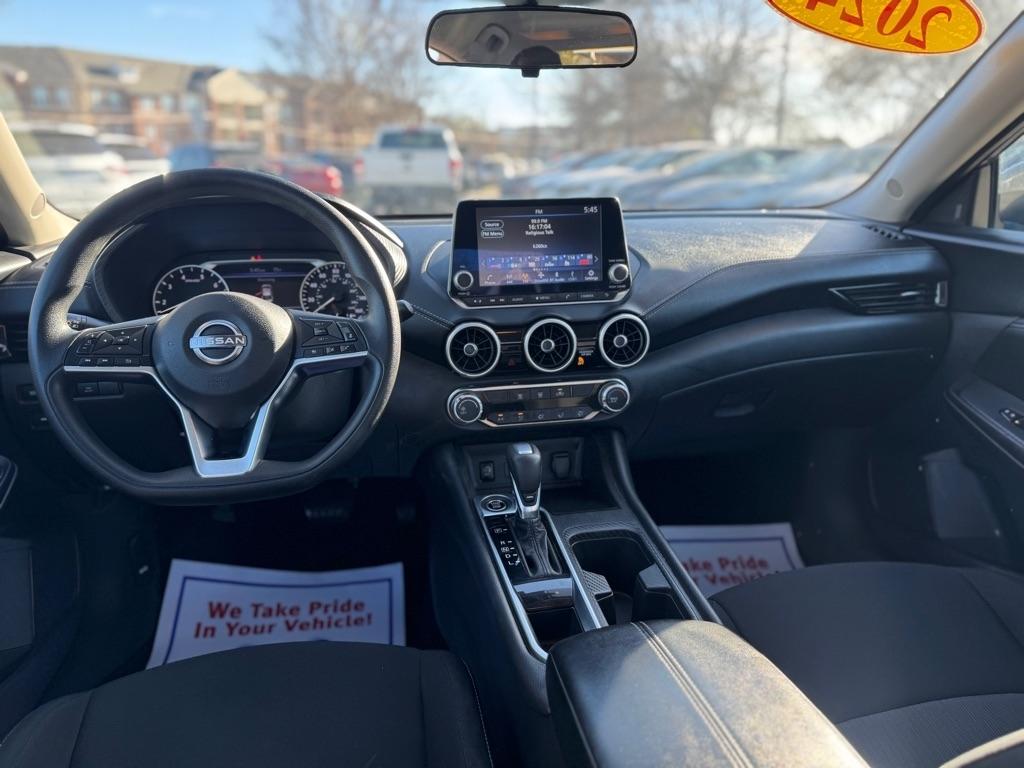 Nissan Sentra SV 2024