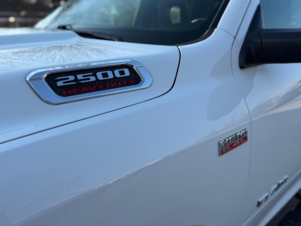 RAM 2500 Tradesman Crew Cab LWB 4WD 2022