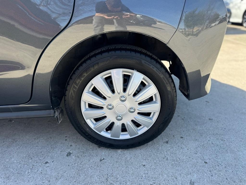 Mitsubishi Mirage ES 5M 2024