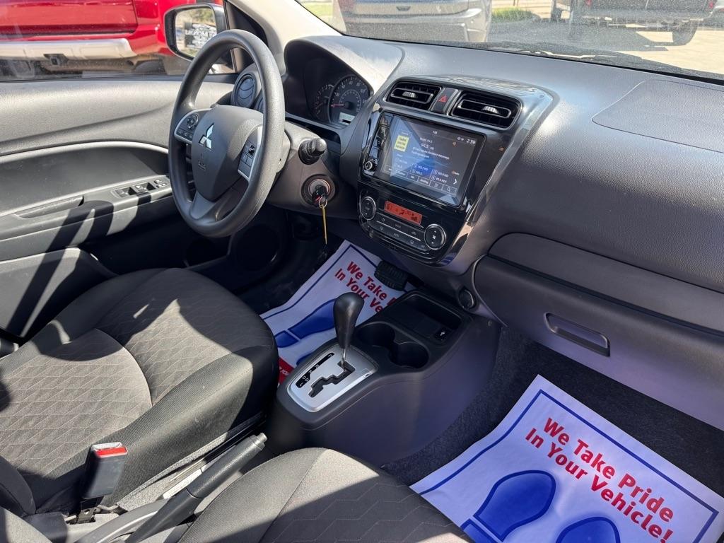 Mitsubishi Mirage ES 5M 2024