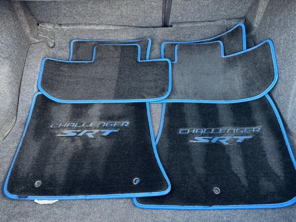 Dodge Challenger  2015