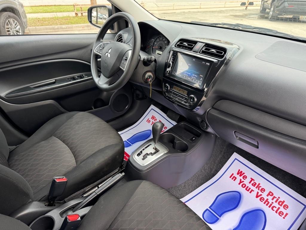 Mitsubishi Mirage ES 5M 2024