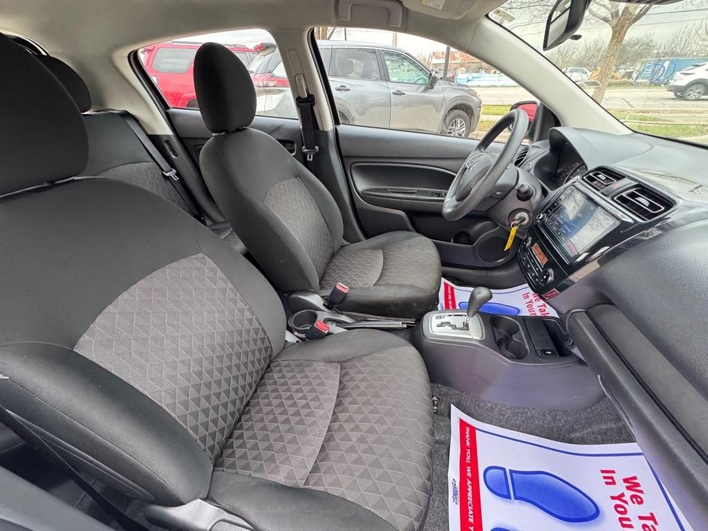 Mitsubishi Mirage ES 5M 2024