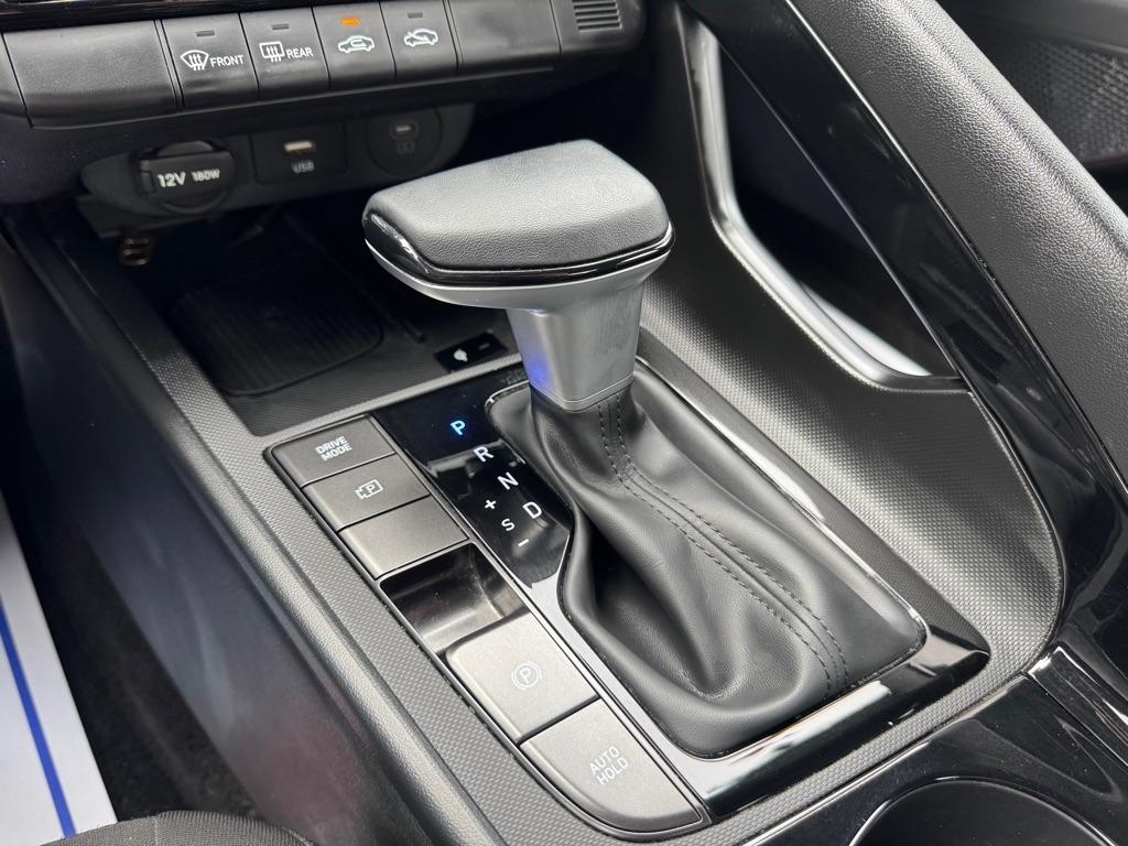 Hyundai Elantra Hybrid Blue 2025