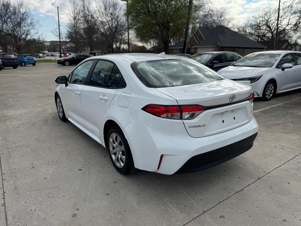 Toyota Corolla LE 2025