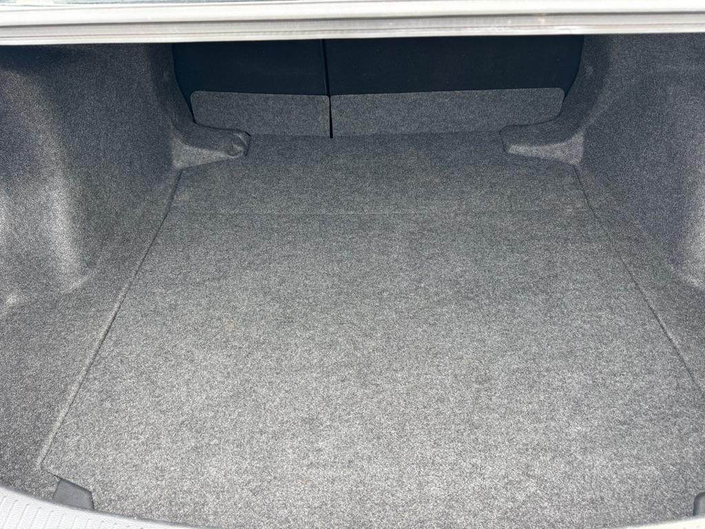 Toyota Corolla LE 2025