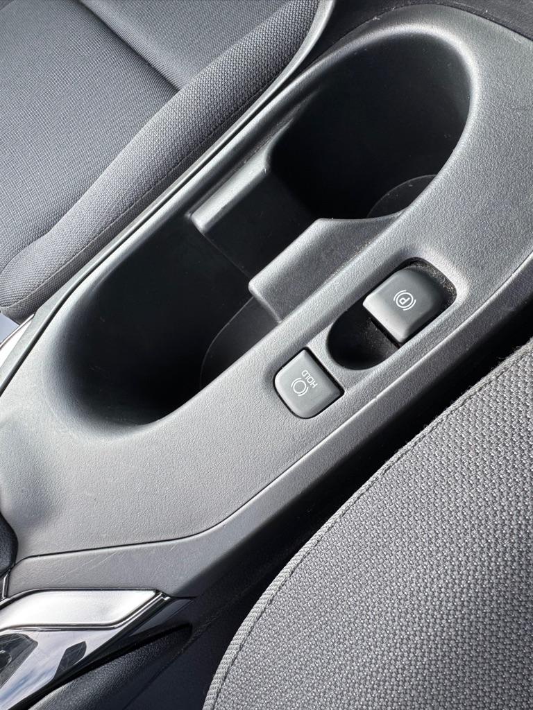 Toyota Corolla LE 2025