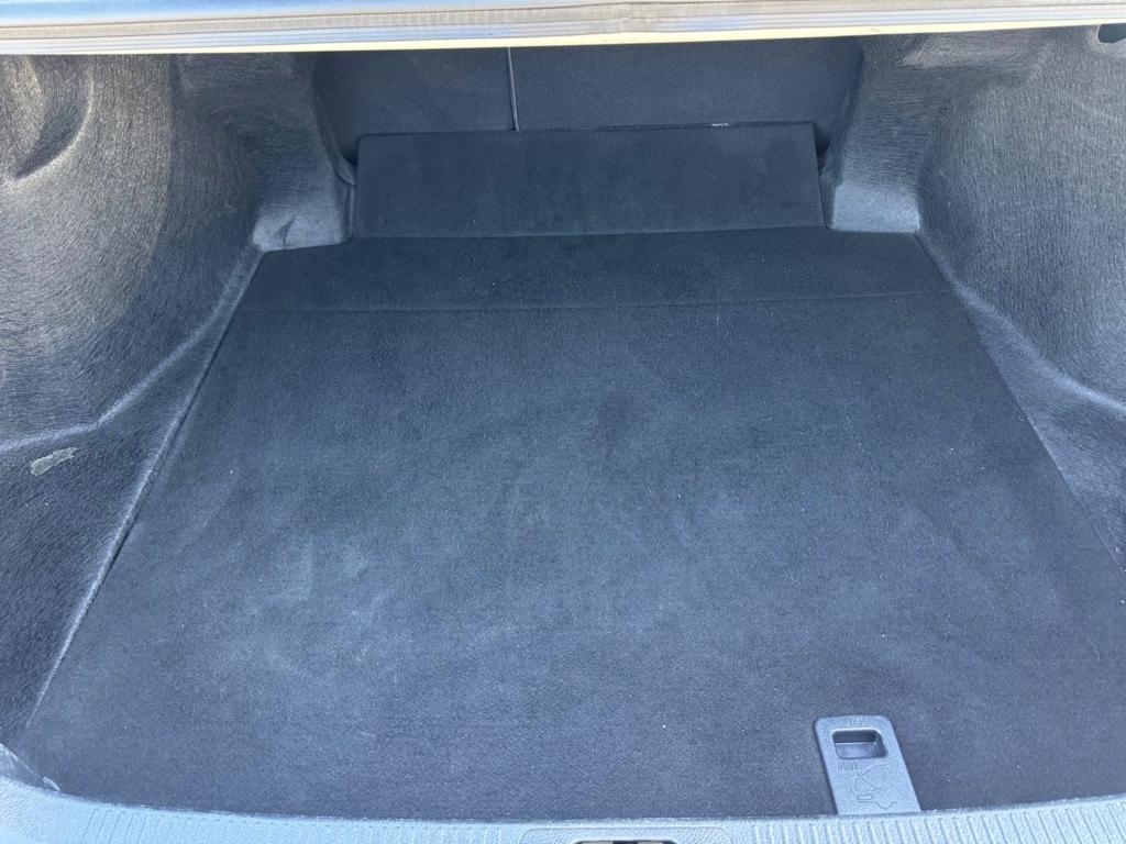 Toyota Camry SE 2024