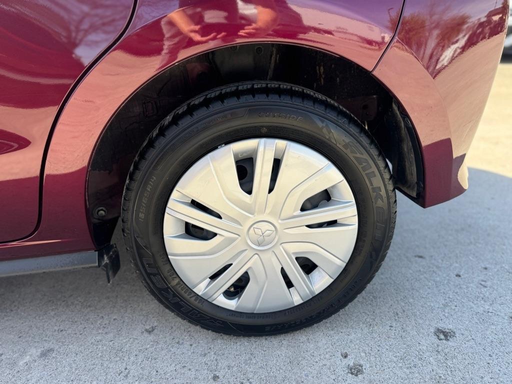 Mitsubishi Mirage ES 5M 2024