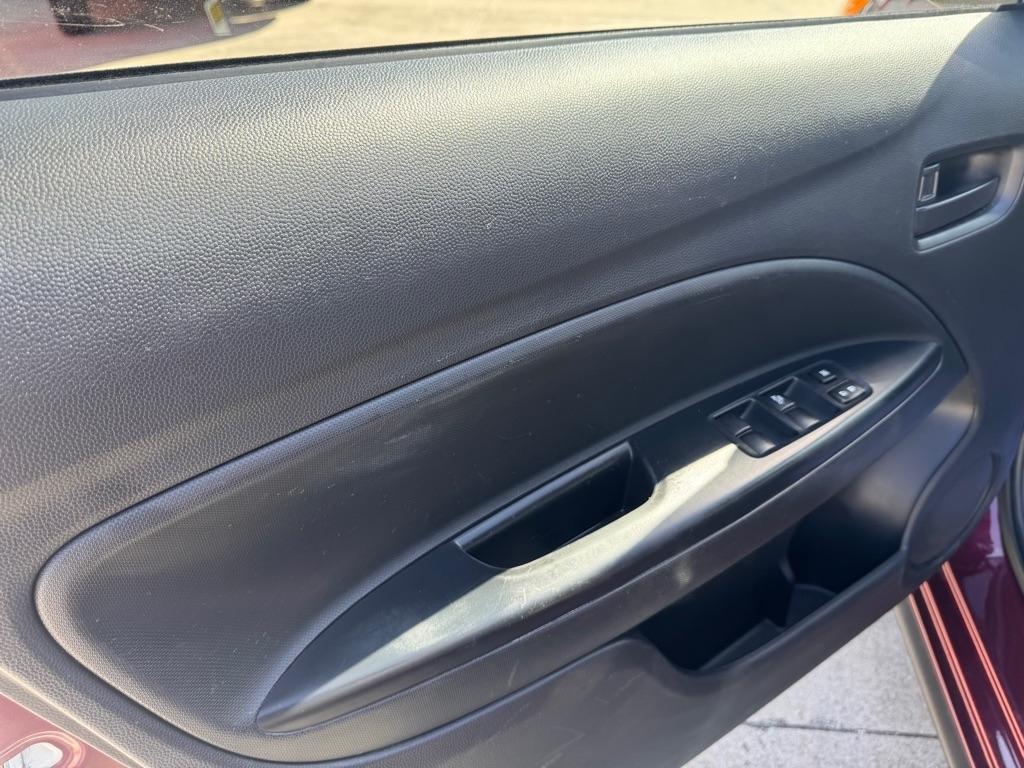 Mitsubishi Mirage ES 5M 2024