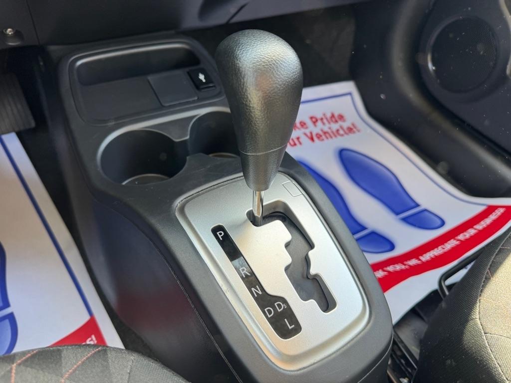 Mitsubishi Mirage ES 5M 2024