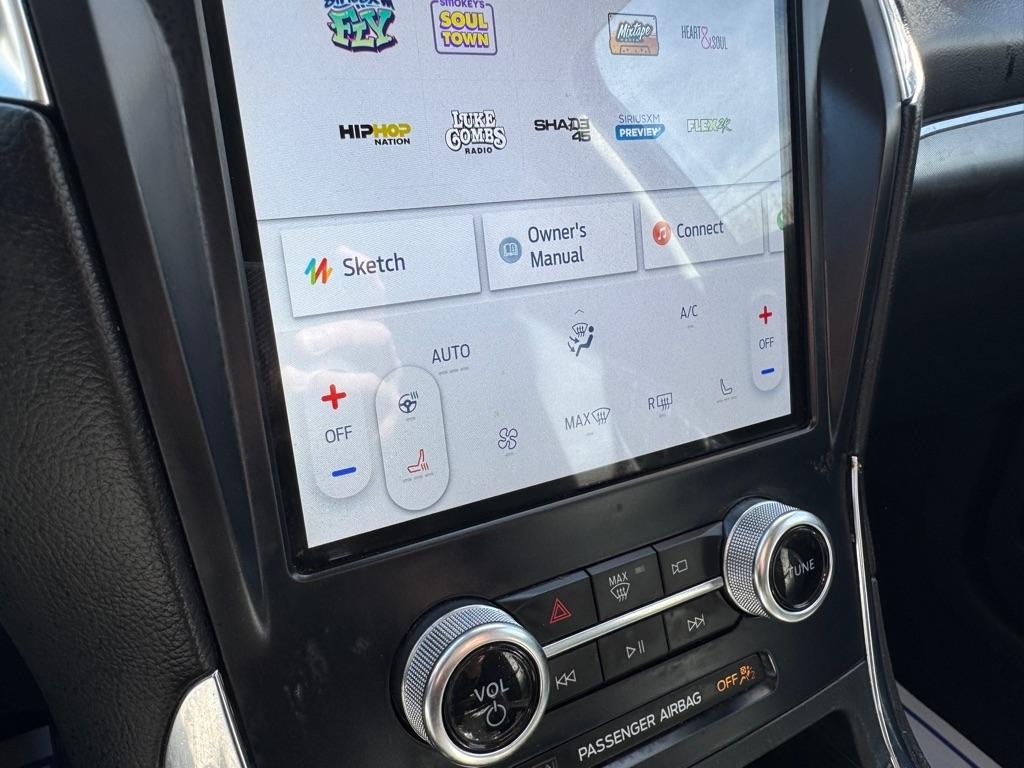 Ford Edge Titanium 2023